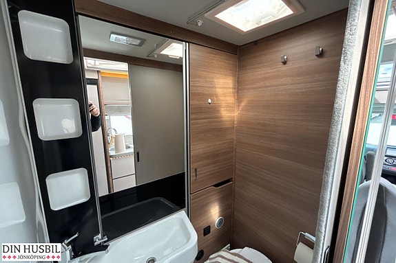 Knaus 650 vansation 6 of 21