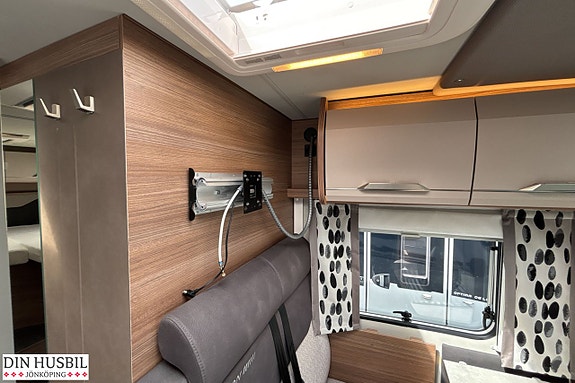Knaus 650 vansation 7 of 21