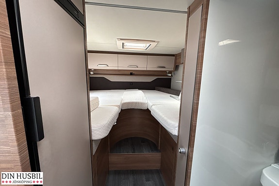 Knaus 650 vansation 4 of 21