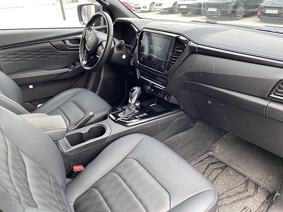 Isuzu XRX 4 of 5