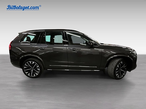 Volvo XC90 5 of 13