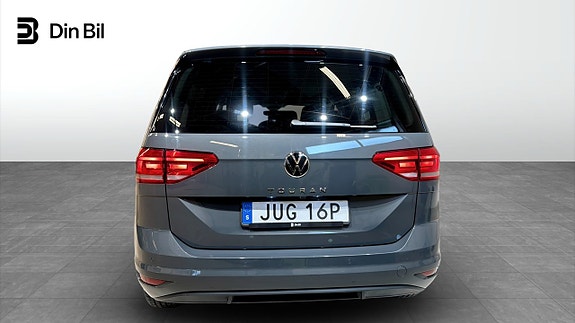 Volkswagen Touran 5 of 5