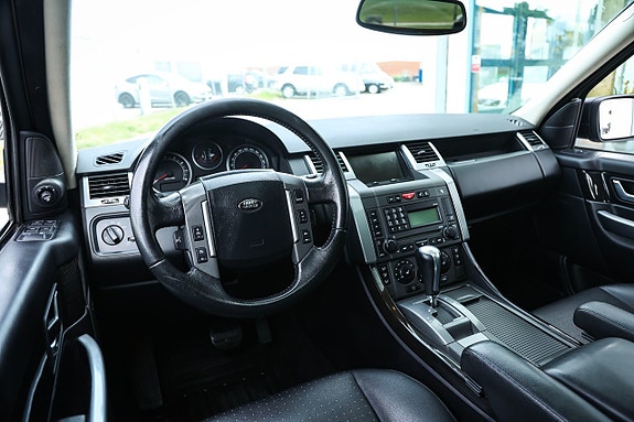 Land Rover Range Rover Sport 20 of 23