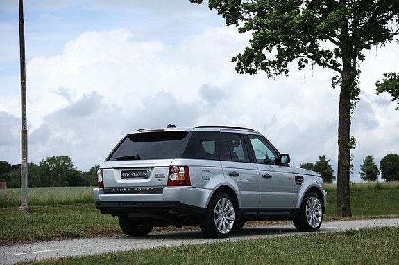 Land Rover Range Rover Sport 9 of 23
