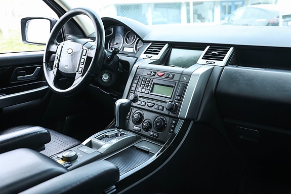 Land Rover Range Rover Sport 13 of 23