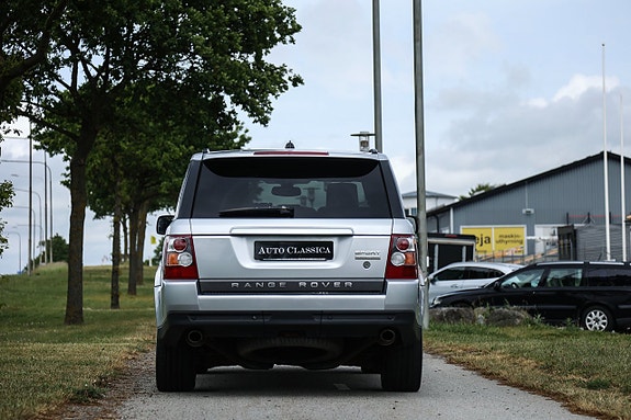 Land Rover Range Rover Sport 8 of 23