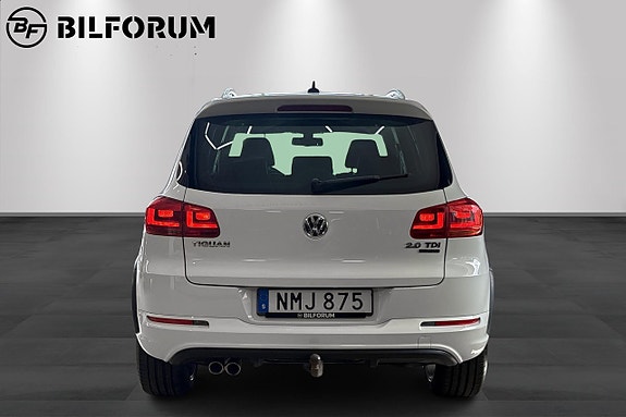 Volkswagen Tiguan 5 of 14