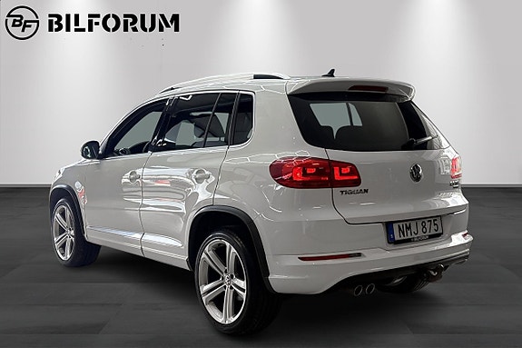 Volkswagen Tiguan 4 of 14