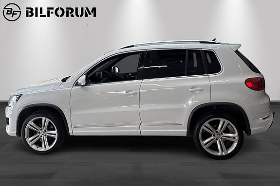 Volkswagen Tiguan 2 of 14