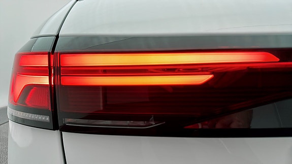 Volkswagen Passat 19 of 19