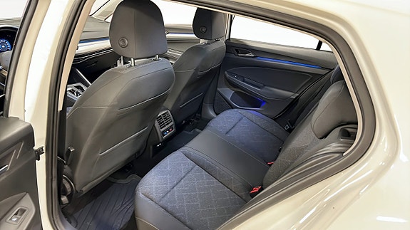 Volkswagen Golf I 11 of 12