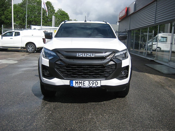 Isuzu D-max 7 of 15