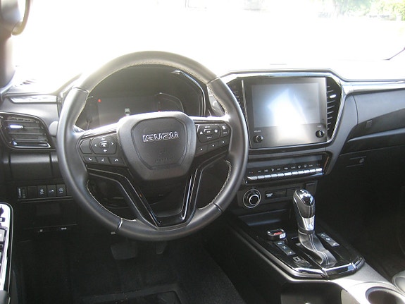 Isuzu D-max 11 of 15