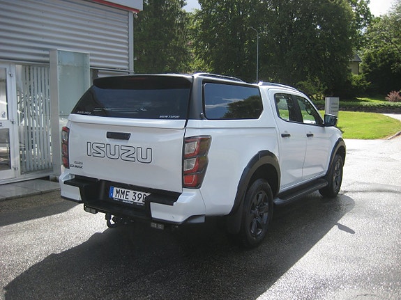 Isuzu D-max 3 of 5
