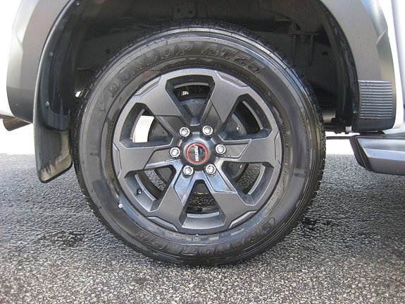 Isuzu D-max 8 of 15