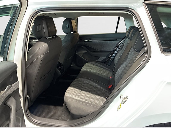 Skoda Superb 10 of 29