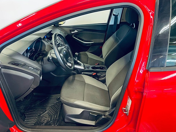 Ford Focus 8 of 11