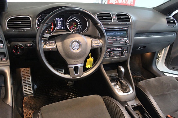 Volkswagen Golf VI 13 of 30