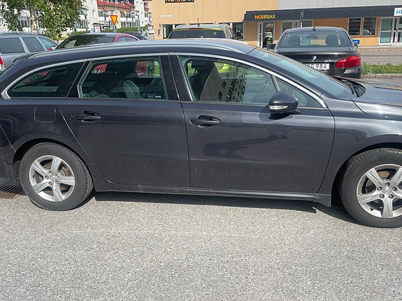 Peugeot 508 2 of 5