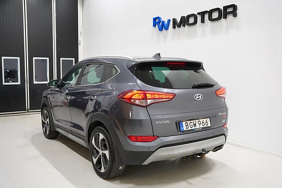 Hyundai Tucson 4 of 5