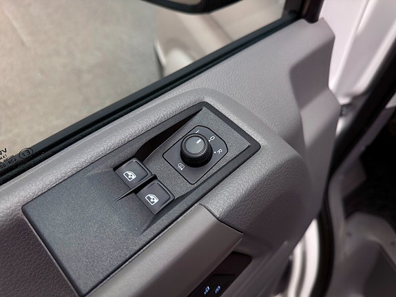 Volkswagen Crafter 35 14 of 27