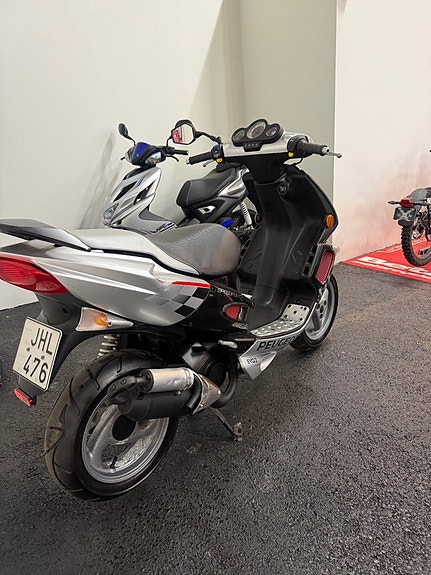 Peugeot Motocycles Speedfight 0.05 CVT 2 of 3
