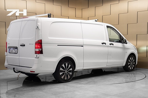 Mercedes-Benz Vito 119 9 of 18
