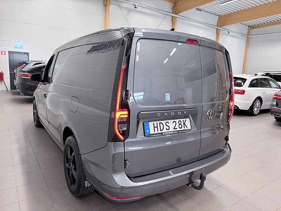 Volkswagen Caddy Maxi 12 of 19