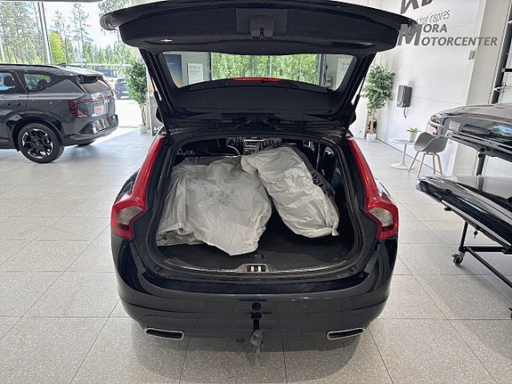 Volvo V60 14 of 14