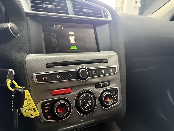 Citroen C4 9 of 11