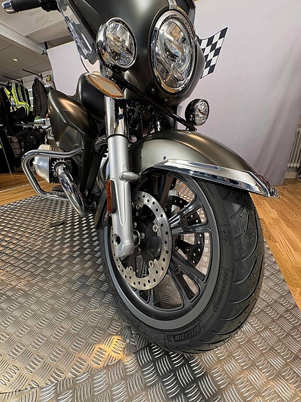 BMW R 18 TRANSCONTINENTAL 9 of 11