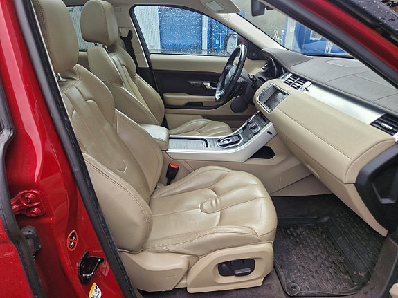 Land Rover Range Rover Evoque 9 of 14