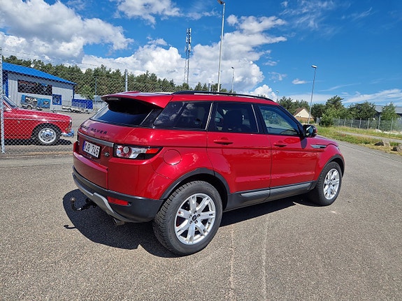 Land Rover Range Rover Evoque 4 of 5