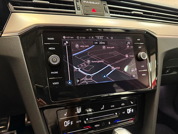 Volkswagen Passat Alltrack 24 of 27