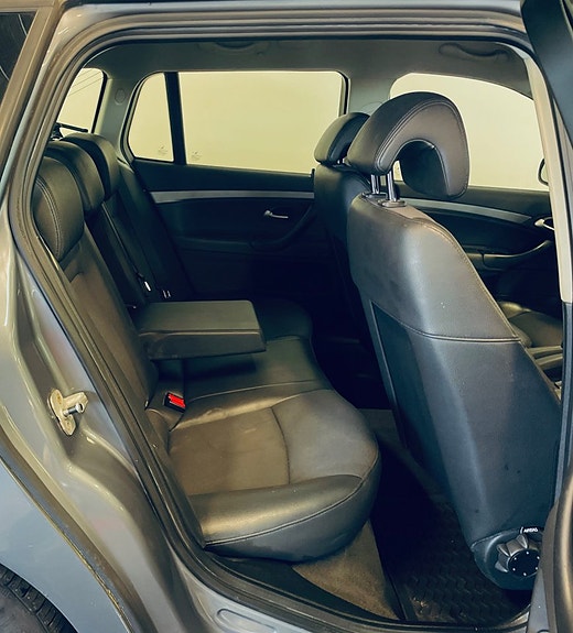 Saab 9-3 10 of 12