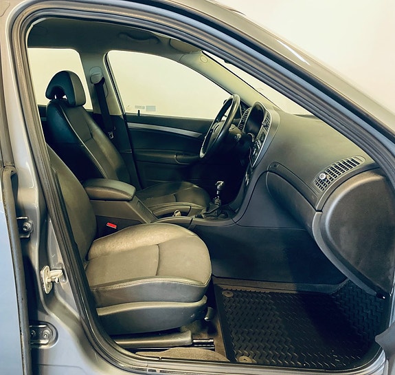 Saab 9-3 9 of 12