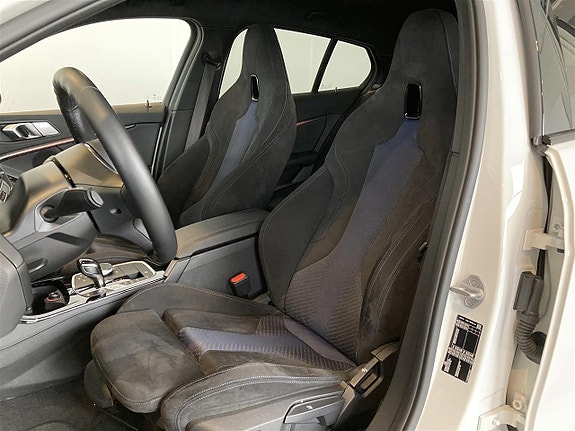 BMW 118i 5 of 5