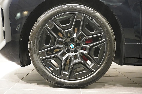 BMW iX 7 of 18