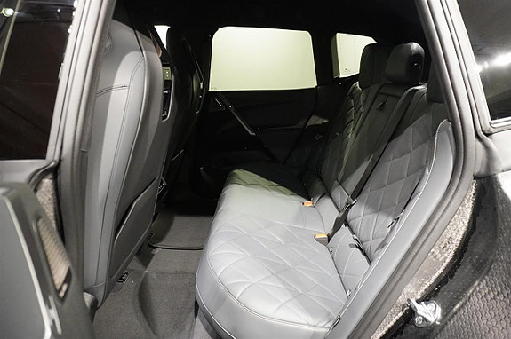 BMW iX 5 of 18