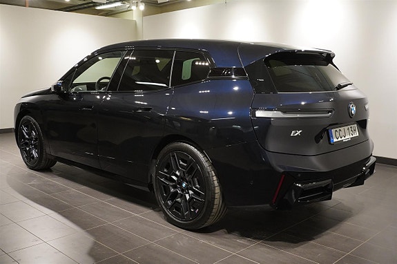 BMW iX 3 of 18