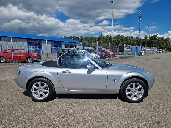 Mazda MX-5 8 of 14