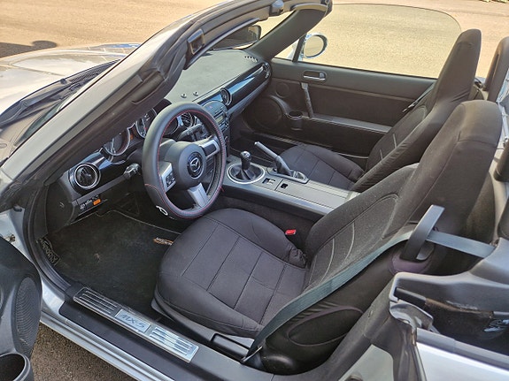 Mazda MX-5 11 of 14
