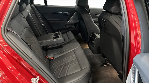 BMW 530e 5 of 5
