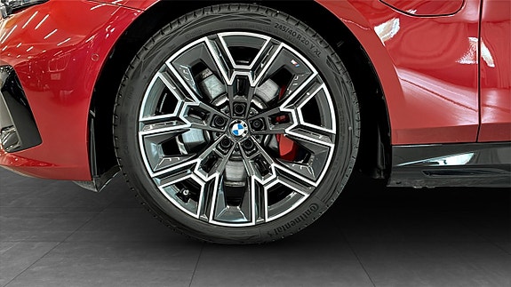 BMW 530e 9 of 9
