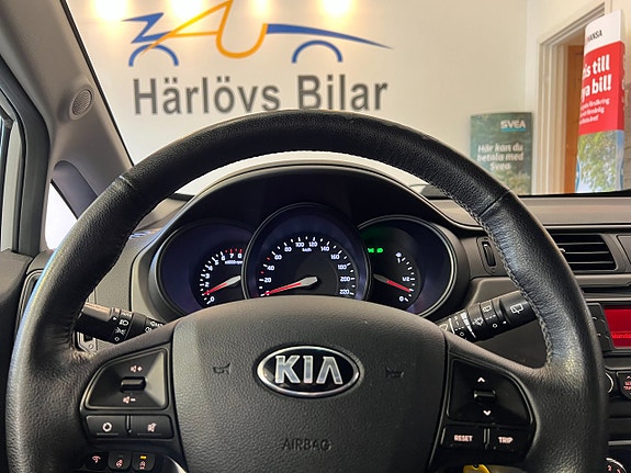 Kia Rio 15 of 17