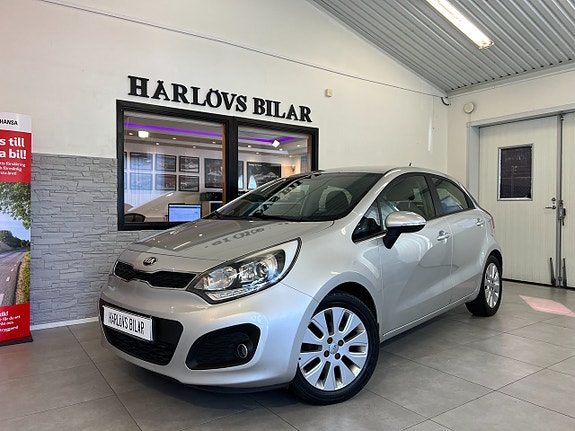 Kia Rio 2 of 17