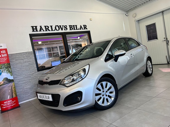 Kia Rio 7 of 17