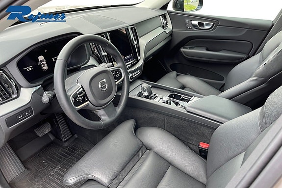 Volvo XC60 10 of 21