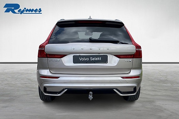 Volvo XC60 6 of 21