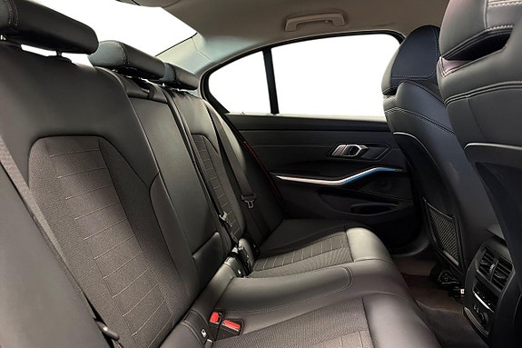 BMW 330e 7 of 18